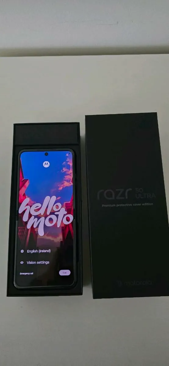 Motorola razr 50 ultra Flip