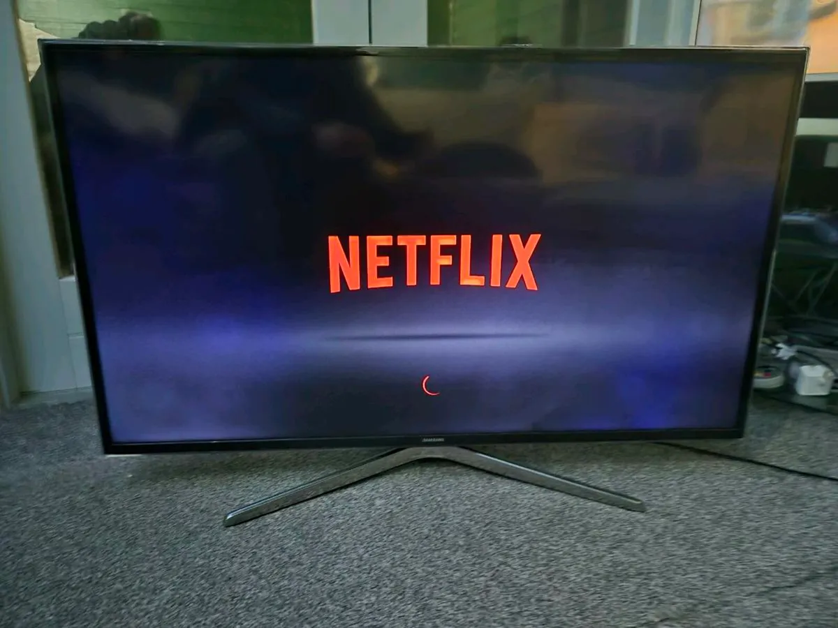 Samsung 40", Series 6, Smart Hub TV