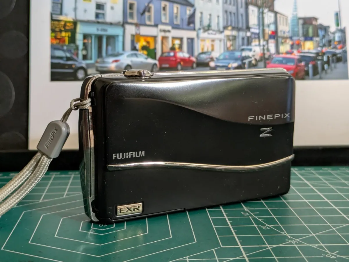 Fujifilm Z800 EXR 12MP SuperCCD🌈 ultra compact 📸