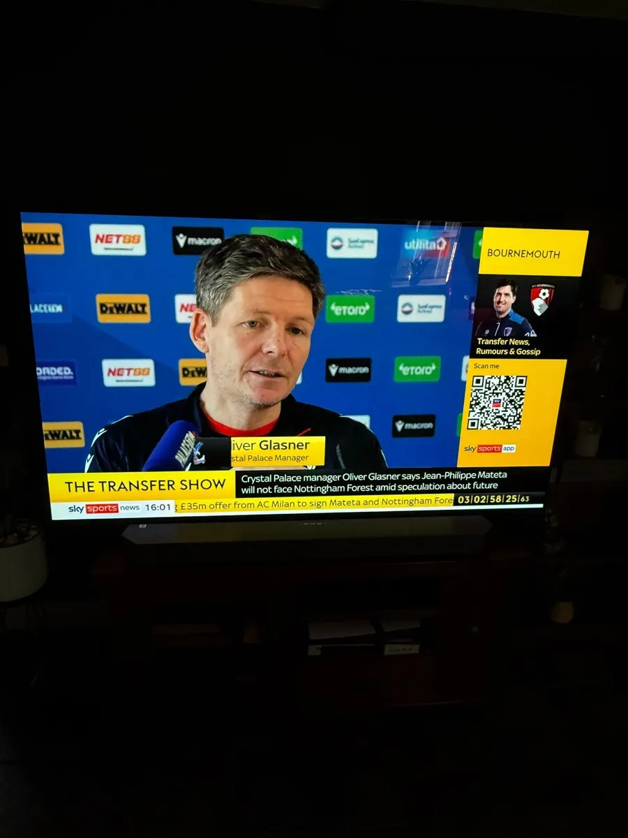 SONY OLED 77 inch A80J