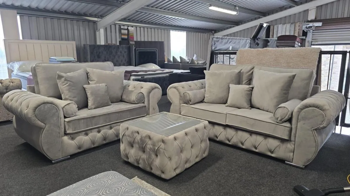 New chesterfield Fabric Sofas