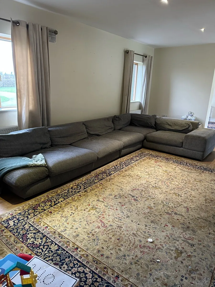 Corner L shaped sofa