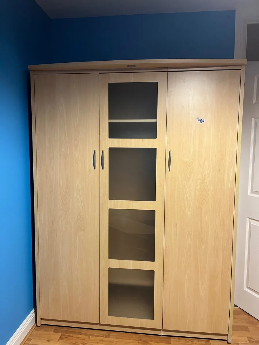 3 Piece bedroom furniture