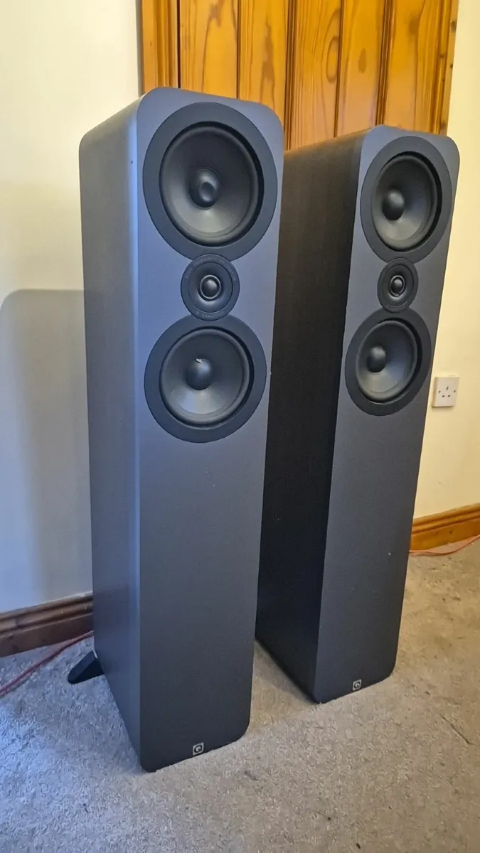 QAcoustics 3050 Floorstanding Speakers (Pair)