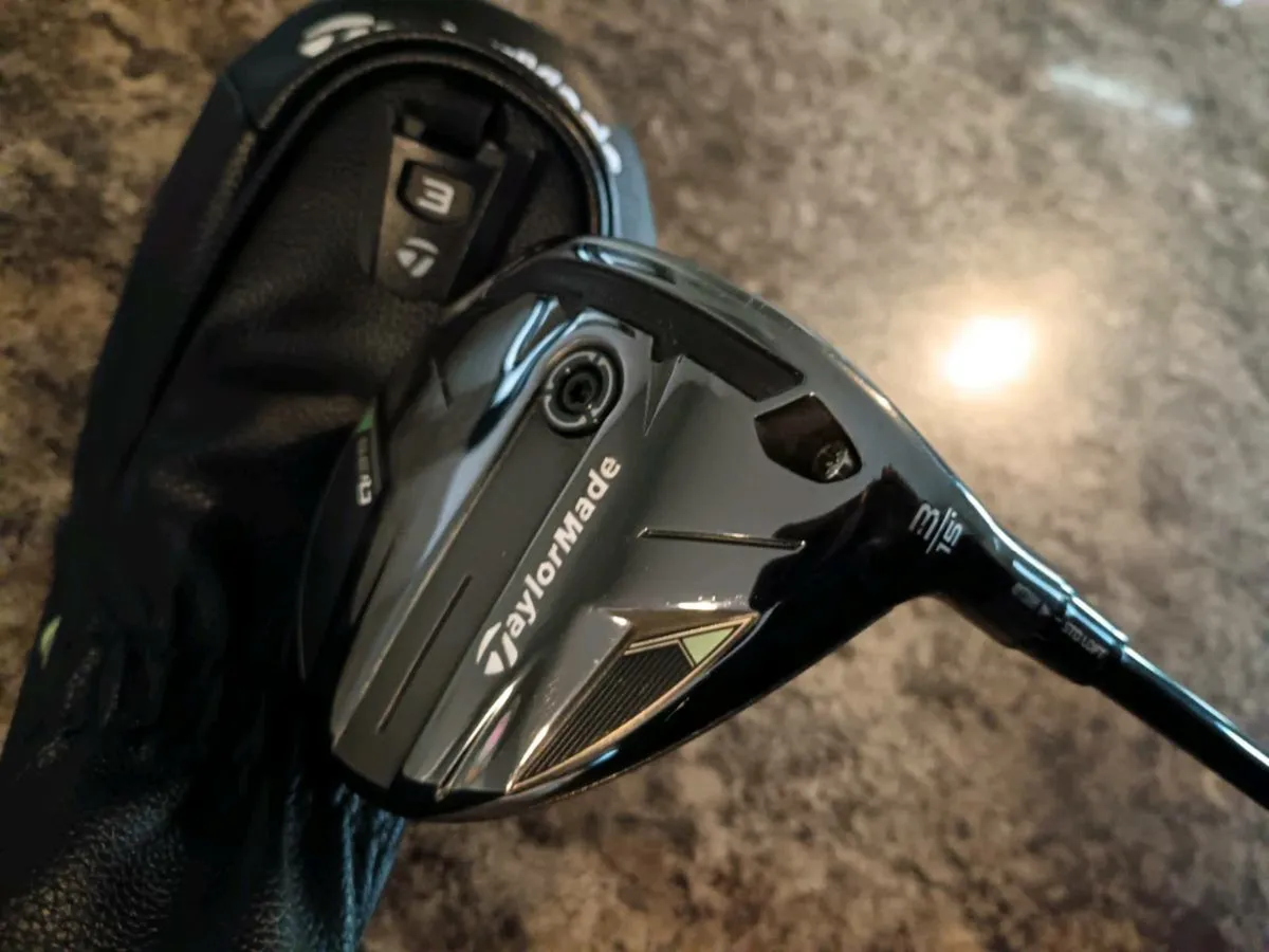 Taylormade Qi35 3 Wood. As New.