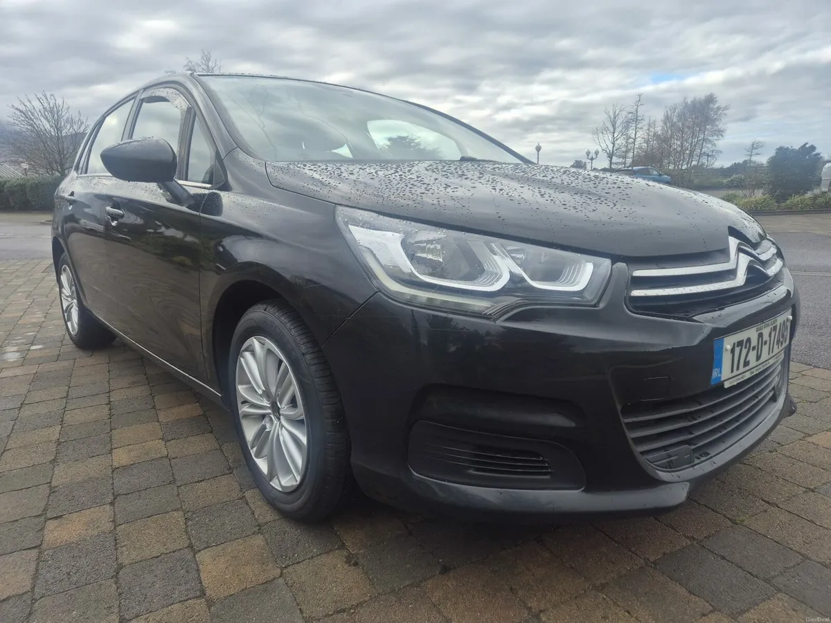 CITROEN C4 HATCHBACK DIESEL 2017 (low Milage)