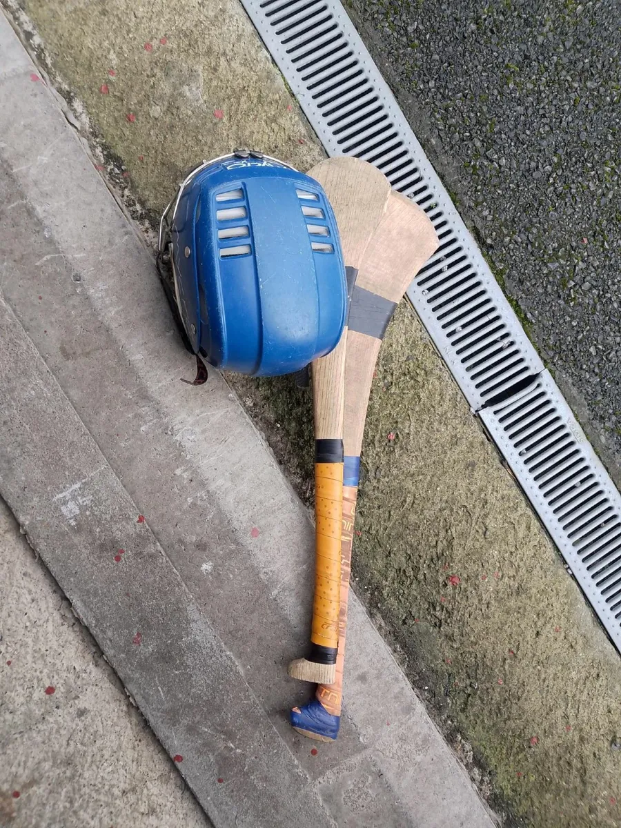 Hurling Helmet & Hurleys (Kids)