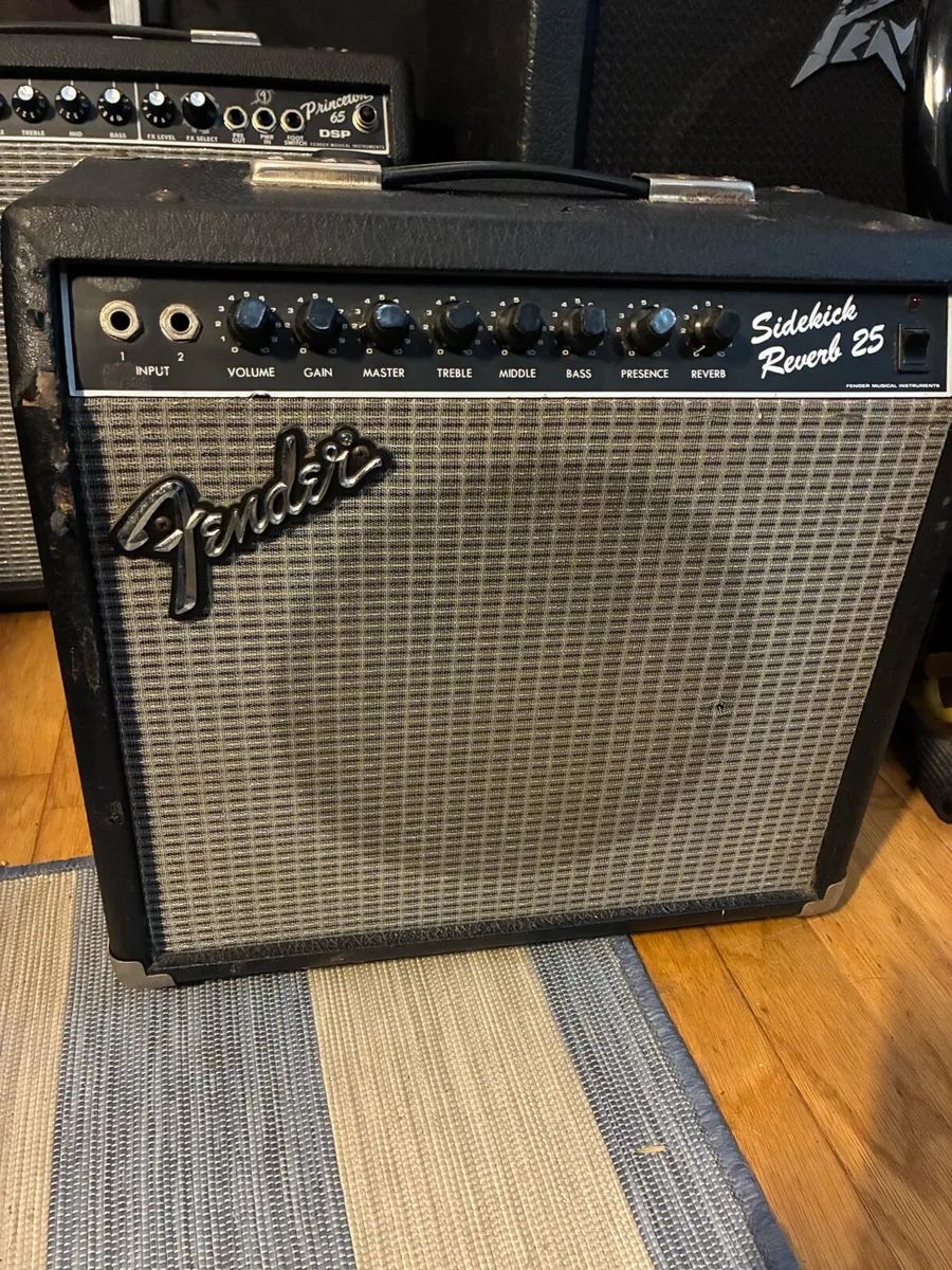 Fender Sidekick Reverb 25 Guitar Amplifier