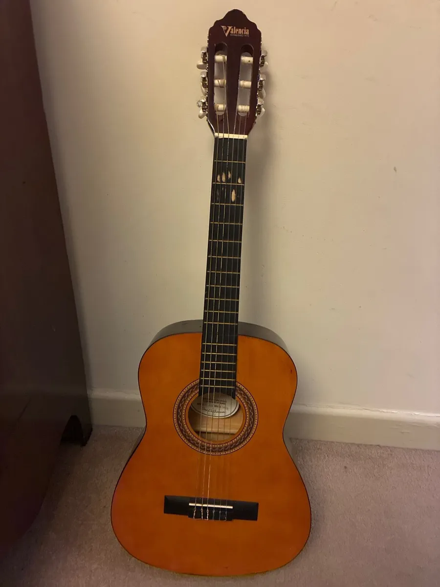 Guitar (half-size)