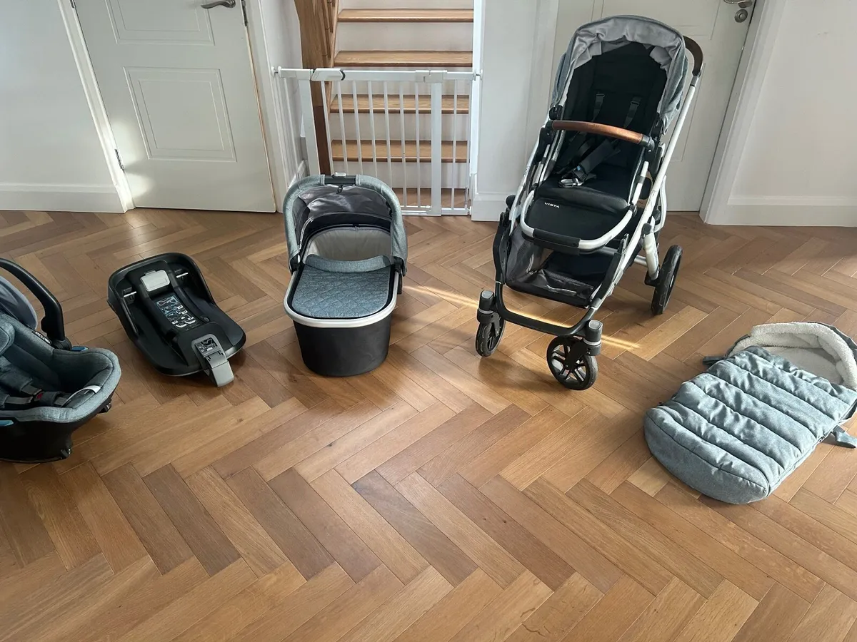 Uppababy Vista travel system