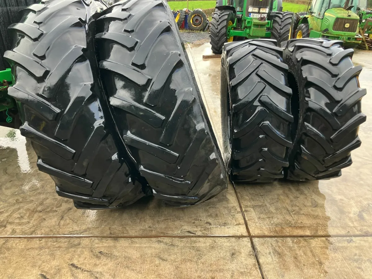  Tractor tyres 460/85/38  & 420/70/28 - Image 2 Tractor tyres 460/85/38  & 420/70/28 - Image 3 +3 Tractor tyres 460/85/38  & 420/70/28 - Image 4 T