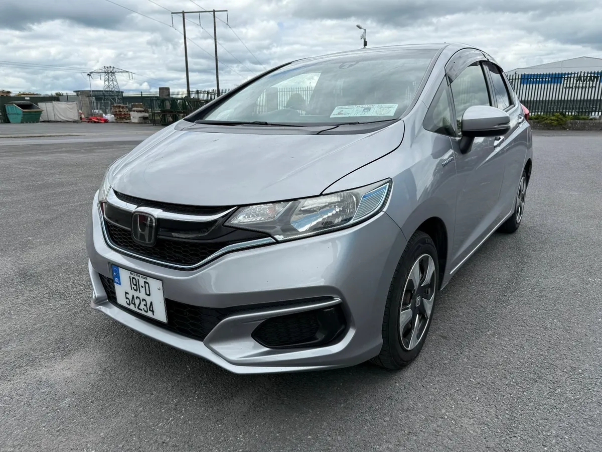 Honda Fit 2019 1.5HYBRID AUTO NCT10/26