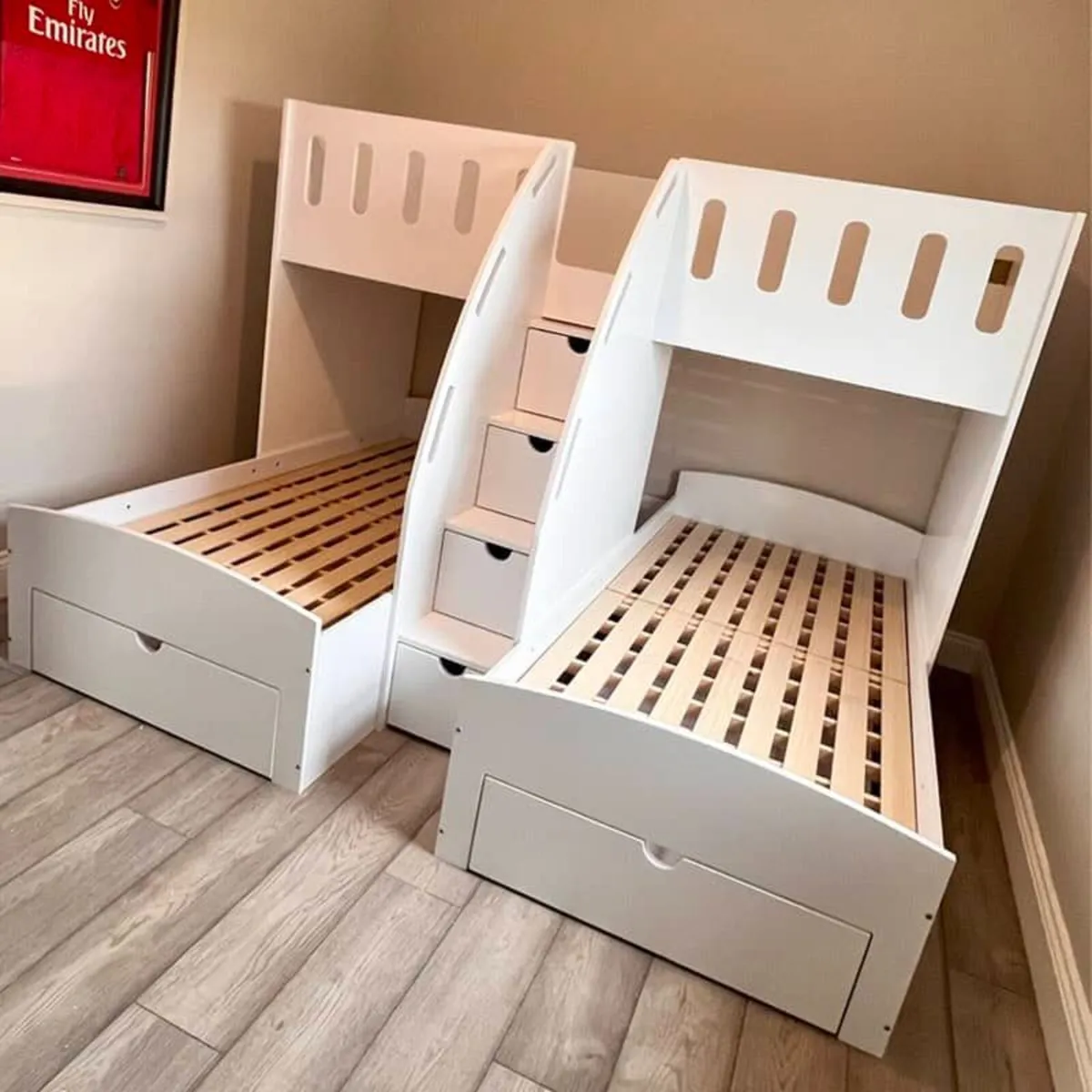 Triple bunkbed